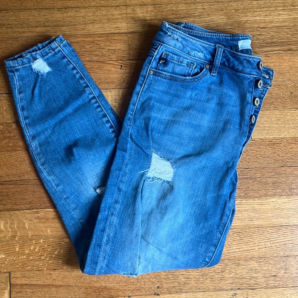 KanCan Straight leg distressed jeans sz. 9/28